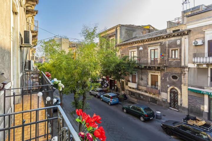 L'Angelo Di Casa Mia Apartment Catania Bagian luar foto